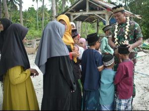 Safari Ramadhan di Pulau Tegal: Danyonif 9 Marinir Berbagi Kebahagiaan Bersama Siswa PKBM dan Masyarakat