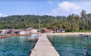 Sunyi di Tengah Keramaian – Misteri Malam Berdarah di Pulau Legundi